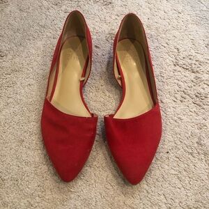 Red pointed toe women’s flats • Naturalizer “Tennessee” • 10M